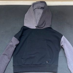 Buffbunny Throw Back Hoodie - xs - like new - runs big